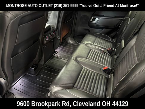 Used 2019 Land Rover Discovery HSE Luxury image 34