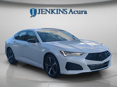 Certified 2025 Acura TLX w/ Technology Package image 9