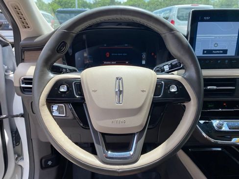 Used 2023 Lincoln Corsair Reserve w/ Equipment Group 201A AWD/4WD image 15