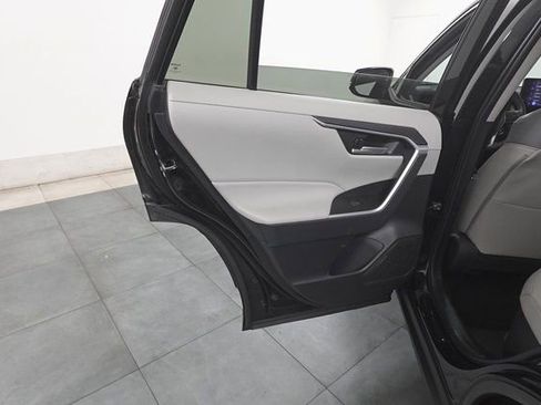 Used 2023 Toyota RAV4 XLE Premium image 22