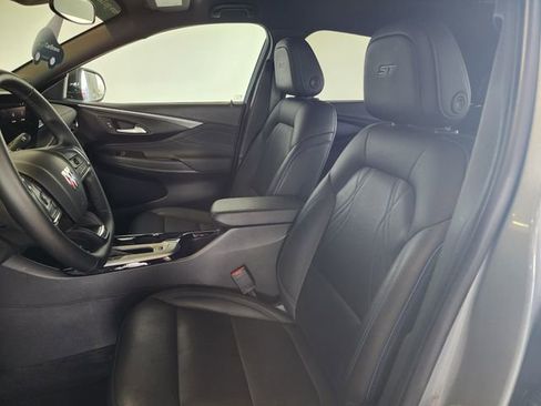 Certified 2025 Buick Envista Sport Touring image 12