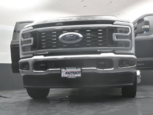 Used 2025 Ford F350 Lariat w/ Lariat Ultimate Package AWD/4WD image 65