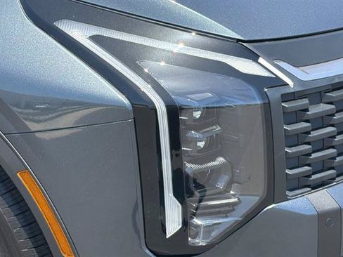 New 2026 Kia Sportage LX FWD image 31