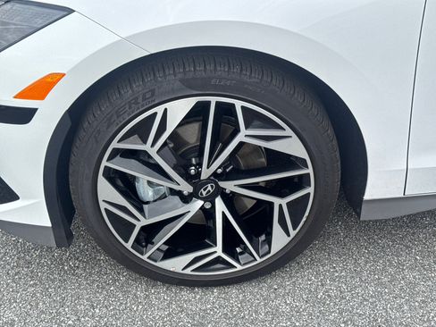 Certified 2023 Hyundai Ioniq 6 SEL w/ Cargo Package image 11