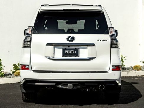 Used 2023 Lexus GX 460 Premium w/ Accessory Package AWD/4WD image 8