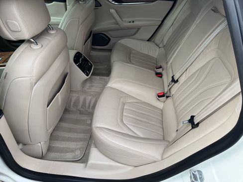 Used 2014 Maserati Quattroporte S Q4 image 10