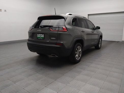 Used 2021 Jeep Cherokee Latitude Lux w/ Comfort/Convenience Group image 9