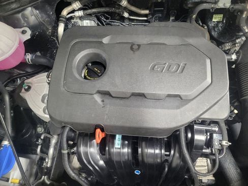 Used 2021 Kia Sportage LX image 30