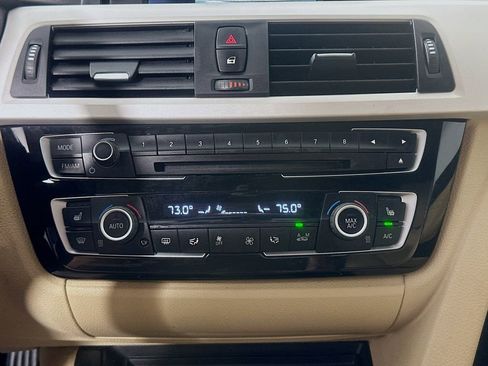 Used 2018 BMW 320i Sedan w/ Convenience Package RWD image 15