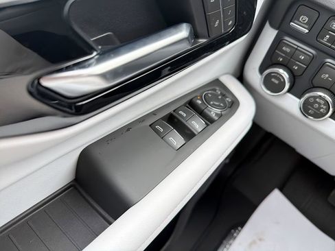 New 2026 Chevrolet Suburban Premier w/ Sun And Tow Package image 18