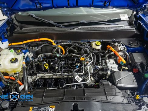 Used 2023 Ford Maverick Lariat image 47