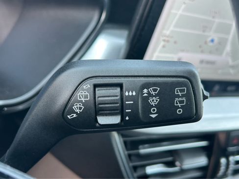 Used 2024 Ford Escape Platinum AWD/4WD image 23