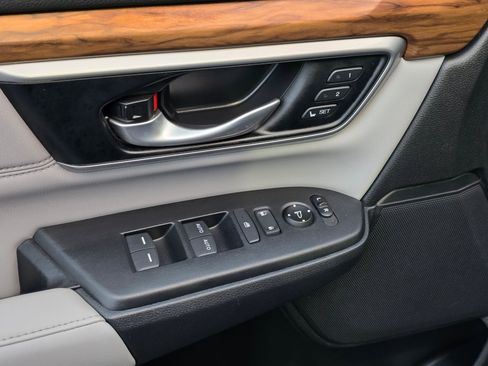 Used 2022 Honda CR-V Touring image 23