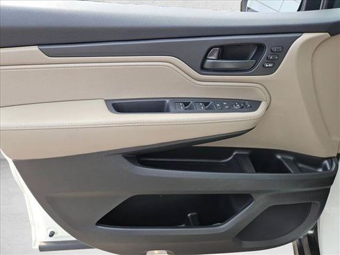 Used 2019 Honda Odyssey EX-L image 11