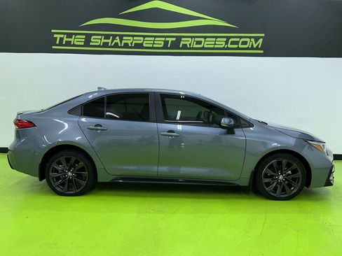 Used 2024 Toyota Corolla SE FWD image 11