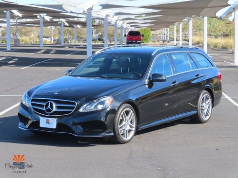 Used 2014 Mercedes-Benz E 350 4MATIC Wagon w/ Premium 1 Package image 4