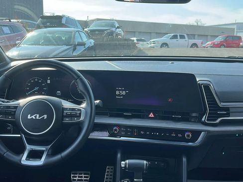 Used 2024 Kia Sportage X-Pro image 29