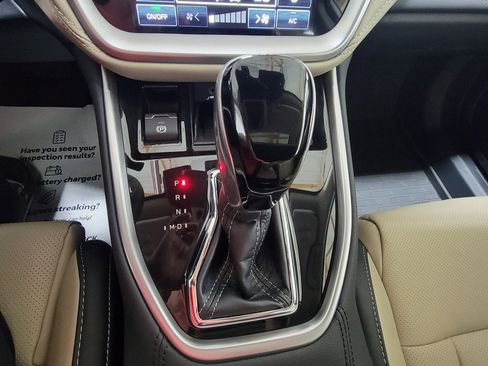 Used 2025 Subaru Outback Limited image 17