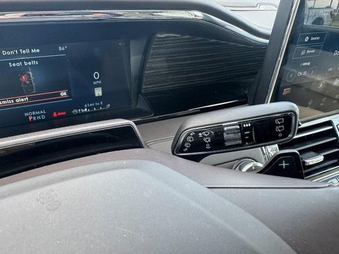 Used 2022 Lincoln Navigator Black Label AWD/4WD image 21