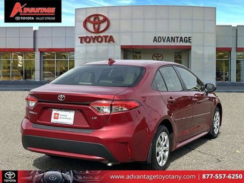 Used 2022 Toyota Corolla LE image 7