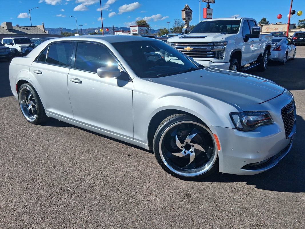 Used 2021 Chrysler 300 S RWD image 1
