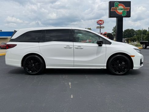 Used 2025 Honda Odyssey Sport-L image 9