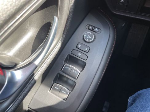 Used 2025 Honda HR-V Sport image 24