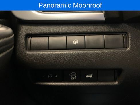 Used 2023 Nissan Rogue SV w/ SV Premium B Package AWD/4WD image 11