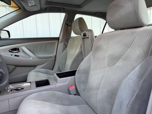 Used 2007 Toyota Camry LE image 14