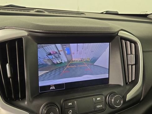 Used 2022 GMC Terrain SLT AWD/4WD image 19