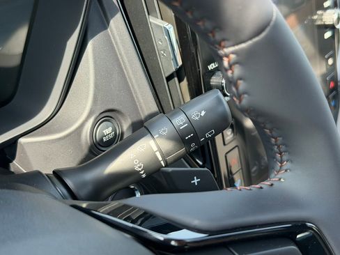 New 2026 Subaru Forester Touring AWD/4WD image 16