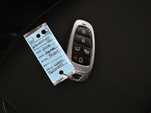 Used 2024 Hyundai Tucson SEL FWD image 18