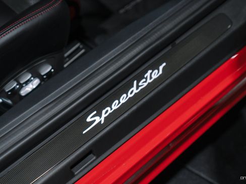Used 2019 Porsche 911 Speedster RWD image 33