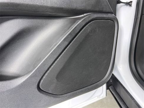 Used 2021 GMC Terrain SLE w/ Elevation Edition image 24