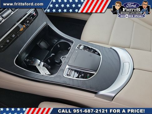 Used 2022 Mercedes-Benz GLC 300 w/ Premium Package Lite image 8