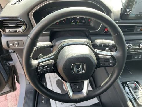 Certified 2025 Honda Pilot Elite image 10