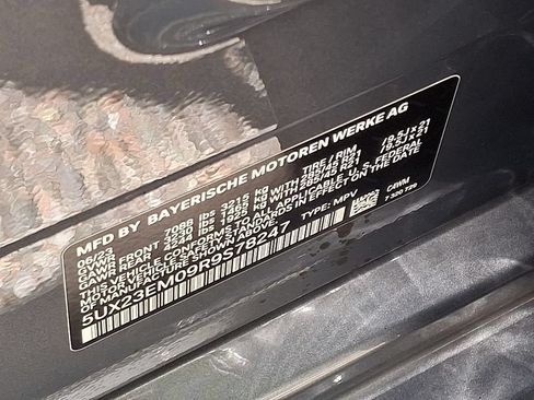 Certified 2024 BMW X7 xDrive40i w/ M Sport Package AWD/4WD image 27
