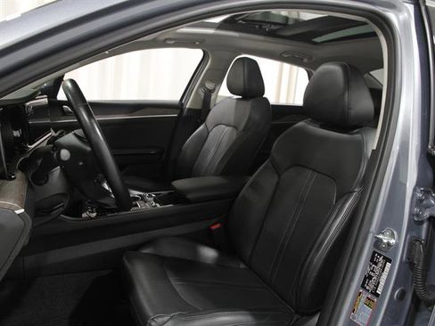 Used 2022 Kia K5 EX w/ EX Premium Package image 5