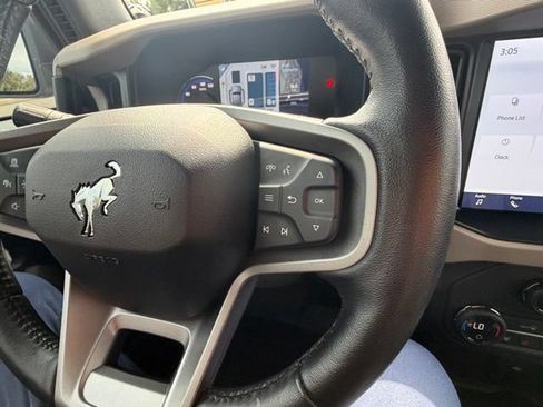 Used 2023 Ford Bronco Wildtrak AWD/4WD image 17