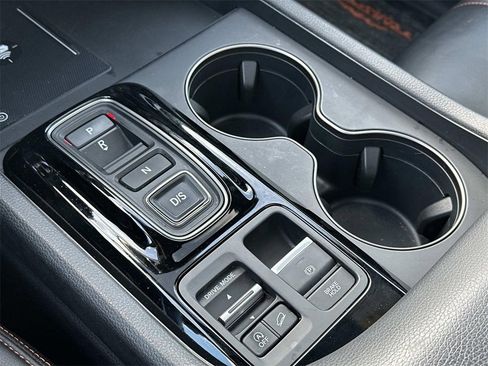 Used 2023 Honda Pilot TrailSport image 34