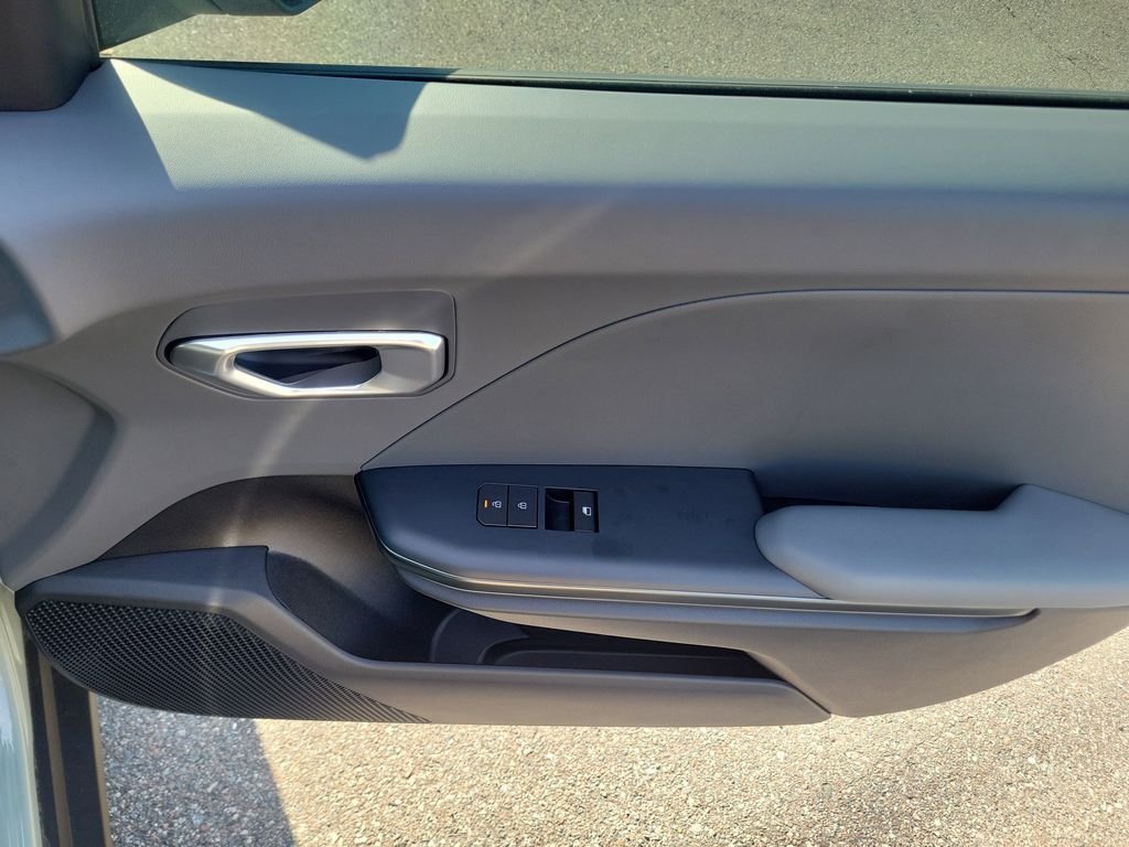 New 2026 Kia K4 FWD image 10