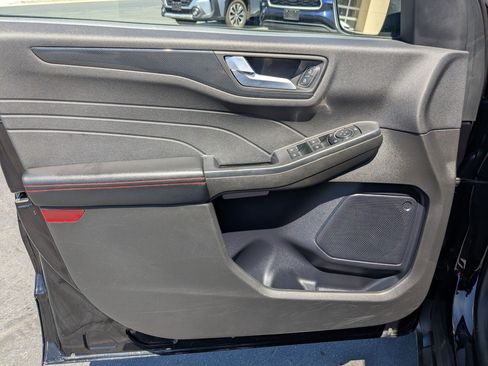 Used 2024 Ford Escape ST-Line AWD/4WD image 14