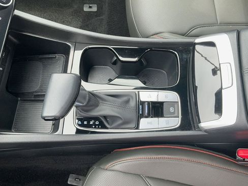 Certified 2025 Hyundai Santa Cruz Limited AWD/4WD image 24