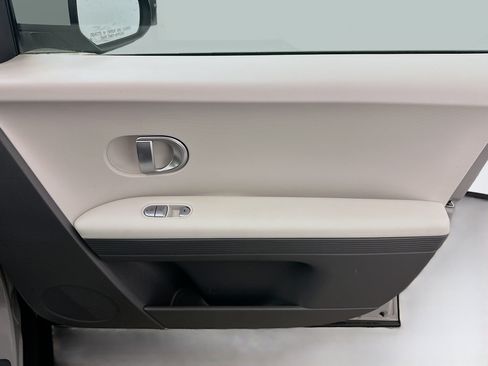 Used 2024 Hyundai Ioniq 5 SEL AWD/4WD image 34