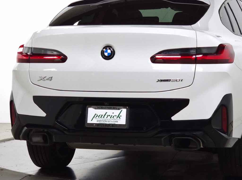 Used 2024 BMW X4 xDrive30i w/ M Sport Package AWD/4WD image 10