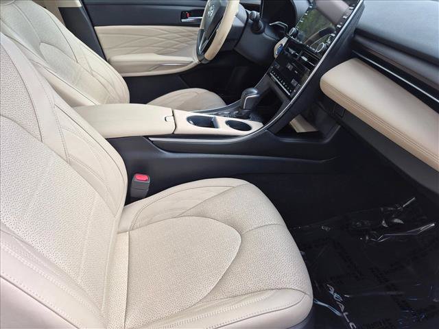 Used 2020 Toyota Avalon Limited w/ Advanced Safety Package FWD image 21