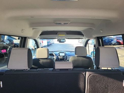 Used 2020 Ford Transit Connect XLT image 13