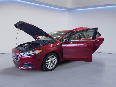 Used 2013 Ford Fusion SE FWD image 9