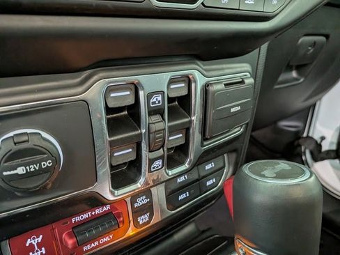 Used 2021 Jeep Wrangler Unlimited Rubicon image 12