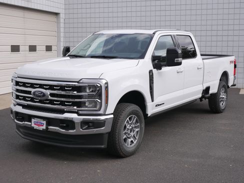 New 2026 Ford F350 Lariat w/ Lariat Ultimate Package image 2